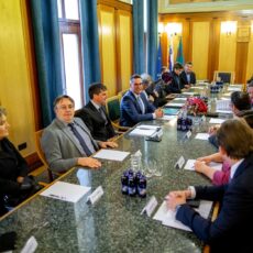 011_MONG-ObiskMinistraZaSlovence_LukaCarlevaris_2102231