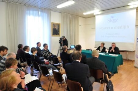 09.03.12-posvet-o-medijih