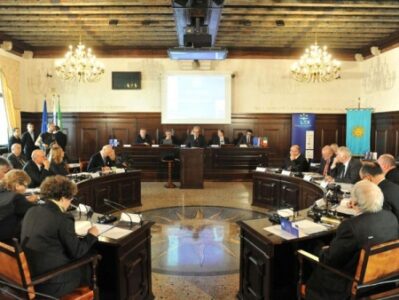 19.11.12-posvet-LEX_Narodne-manjsine-v-novi-Evropi