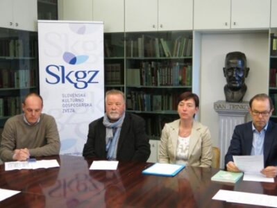 Tisk.-konferenca-Cedad_04.04.16_0