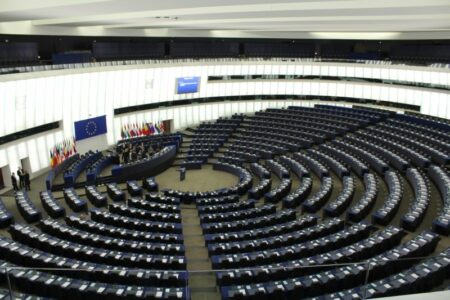 plenarna-dvorana-EP
